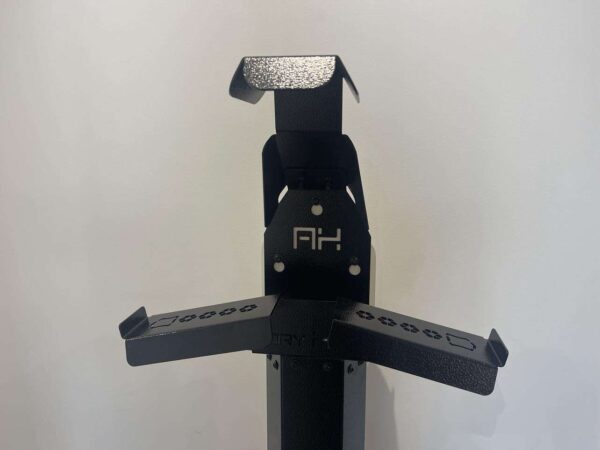 471844165_1600081970644341_1288095560399946032_n Armory Hanger Täiskomplekt